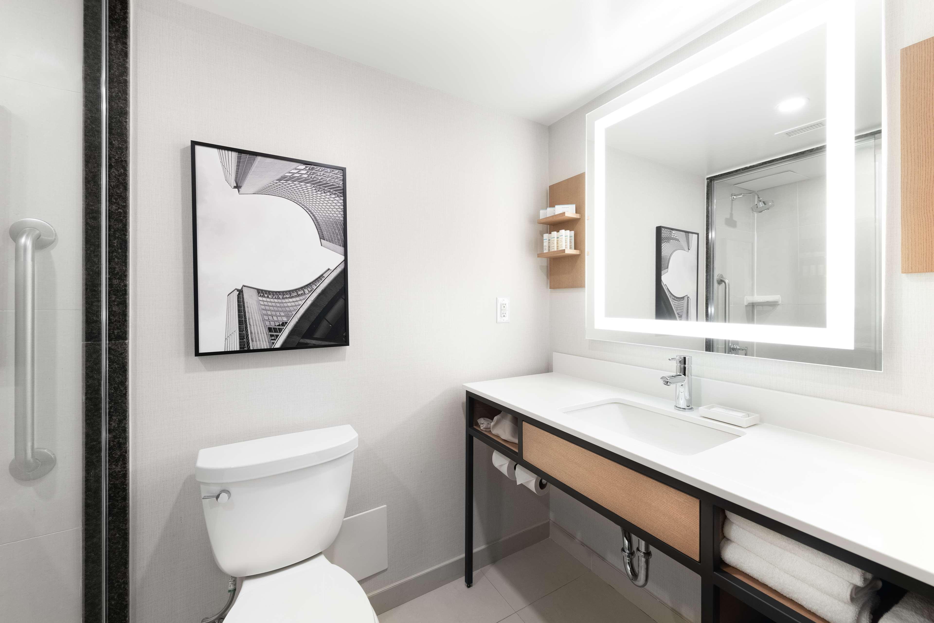 מיסיסאוגה Hilton Garden Inn Toronto Airport מראה חיצוני תמונה