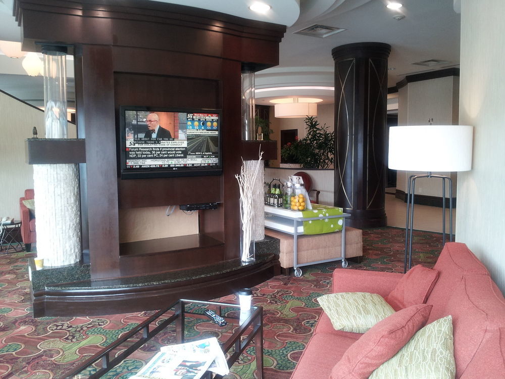 מיסיסאוגה Hilton Garden Inn Toronto Airport מראה חיצוני תמונה